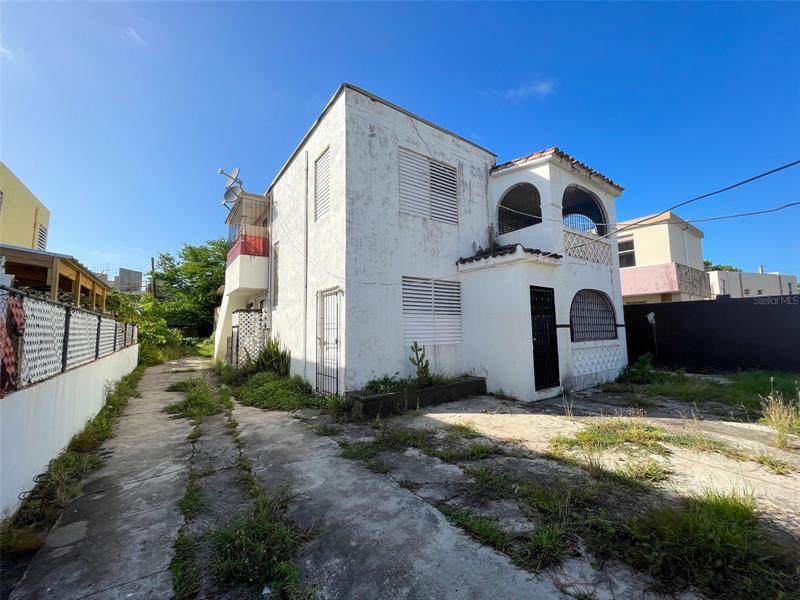 2273 Ave. Loiza - Photo 1