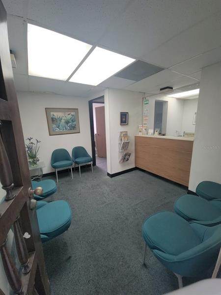 400 Domenech Avenue - Photo 1