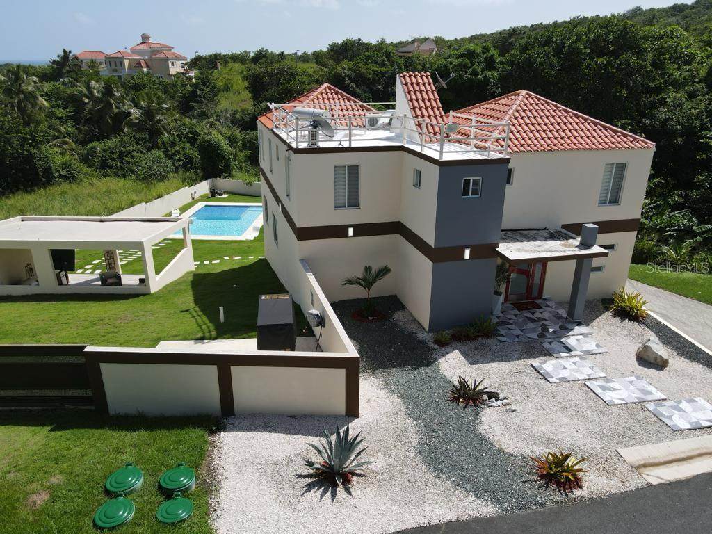 40 Roble Valley - Photo 1