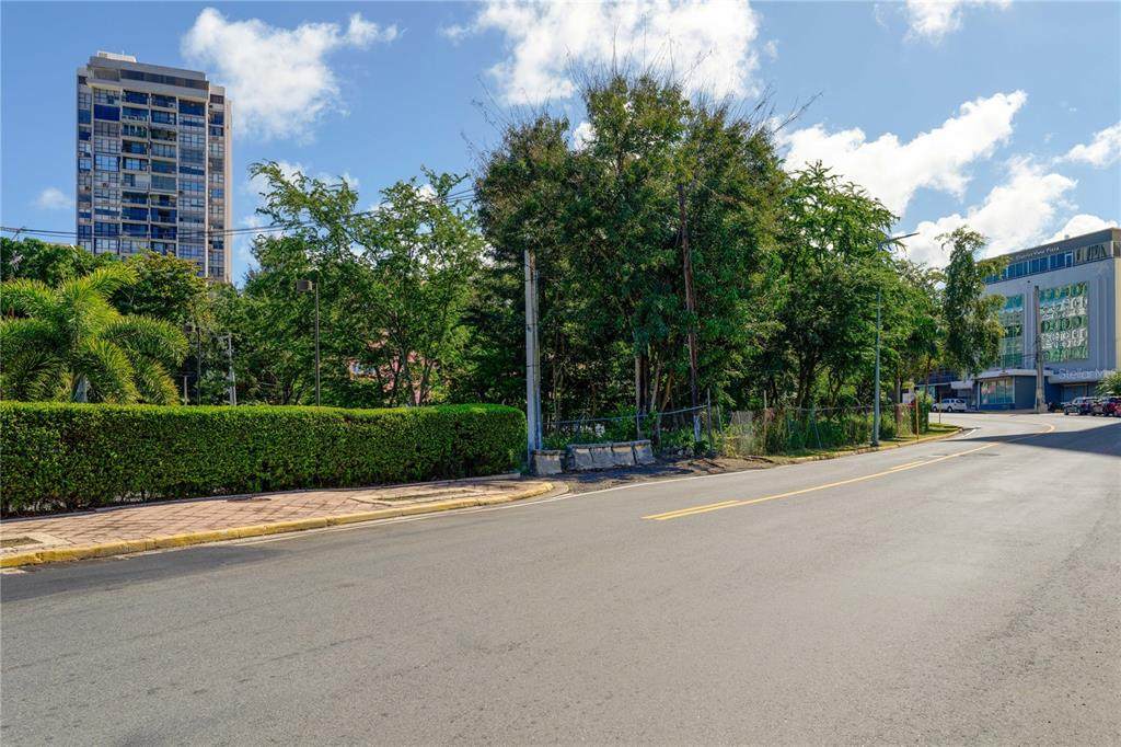 631 Fernandez Juncos Avenue - Photo 1