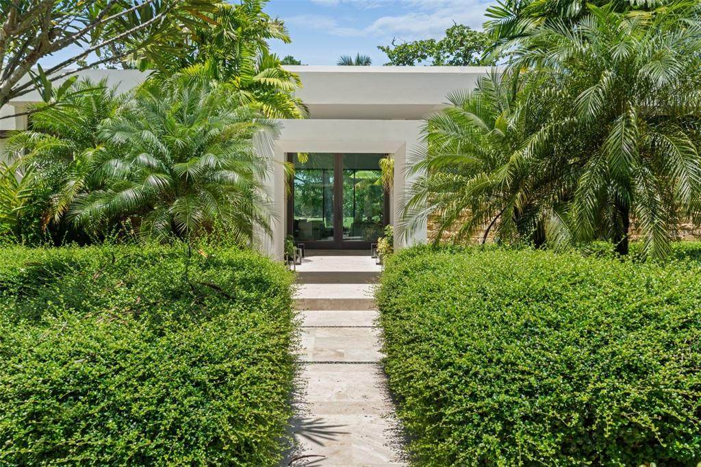 200 Dorado Beach Dr - Photo 1