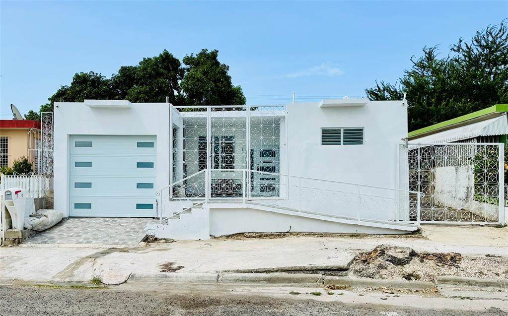 2606 Las Carrozas - Photo 1