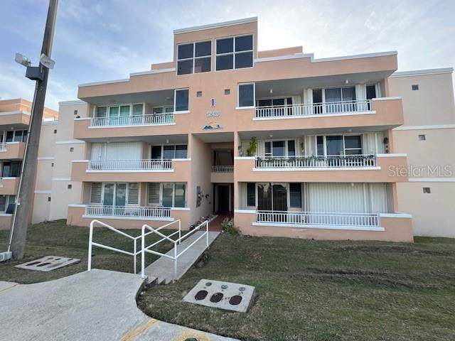 A Cond Vista Real - Photo 1