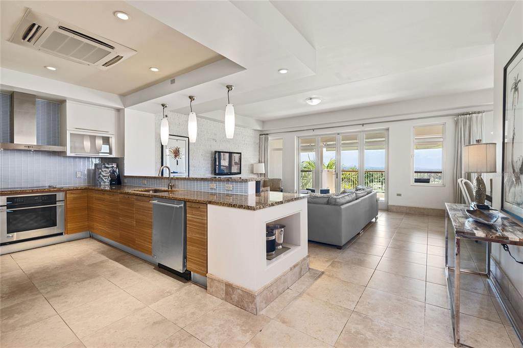 2408 Plantation Village Dr - Photo 1