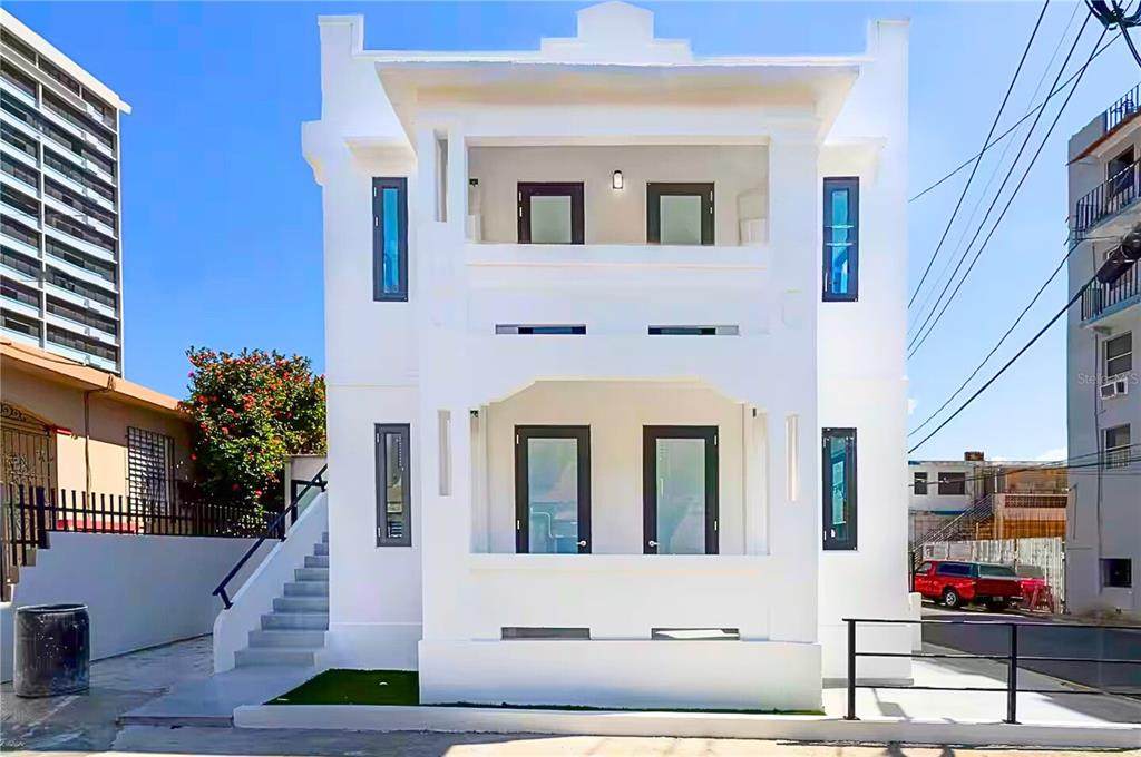 149 Calle Delbrey - Photo 1