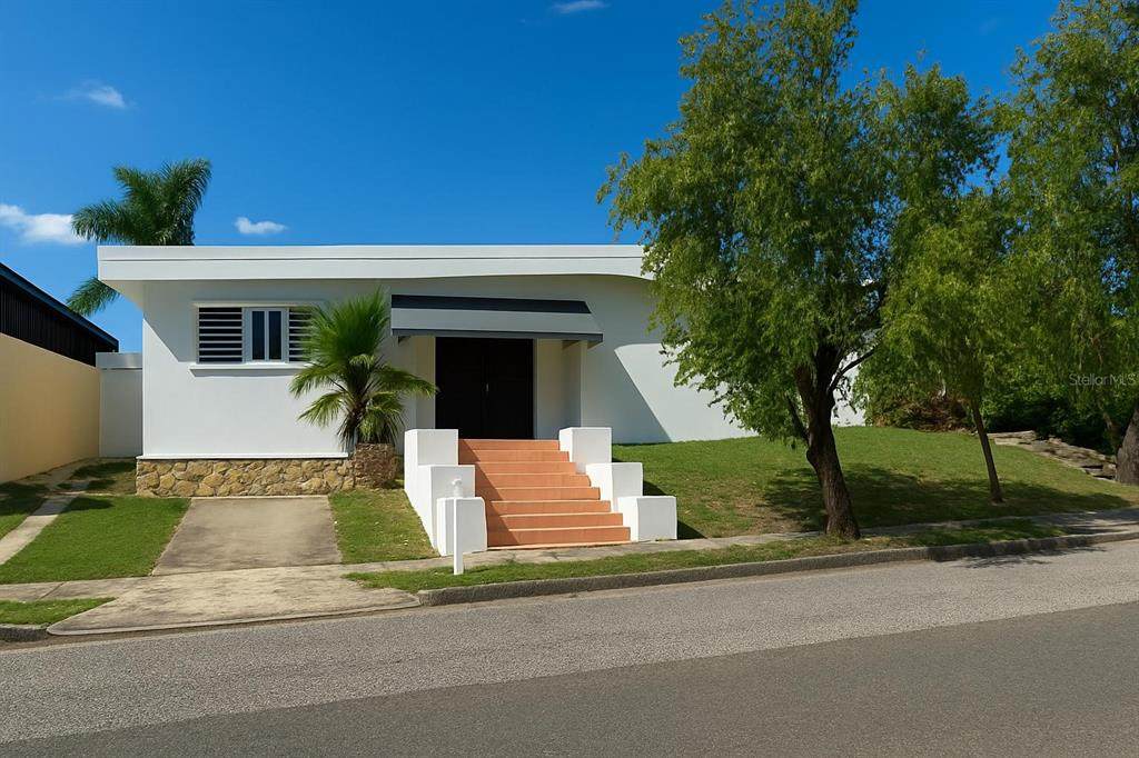 3 Clarisa Street - Photo 1