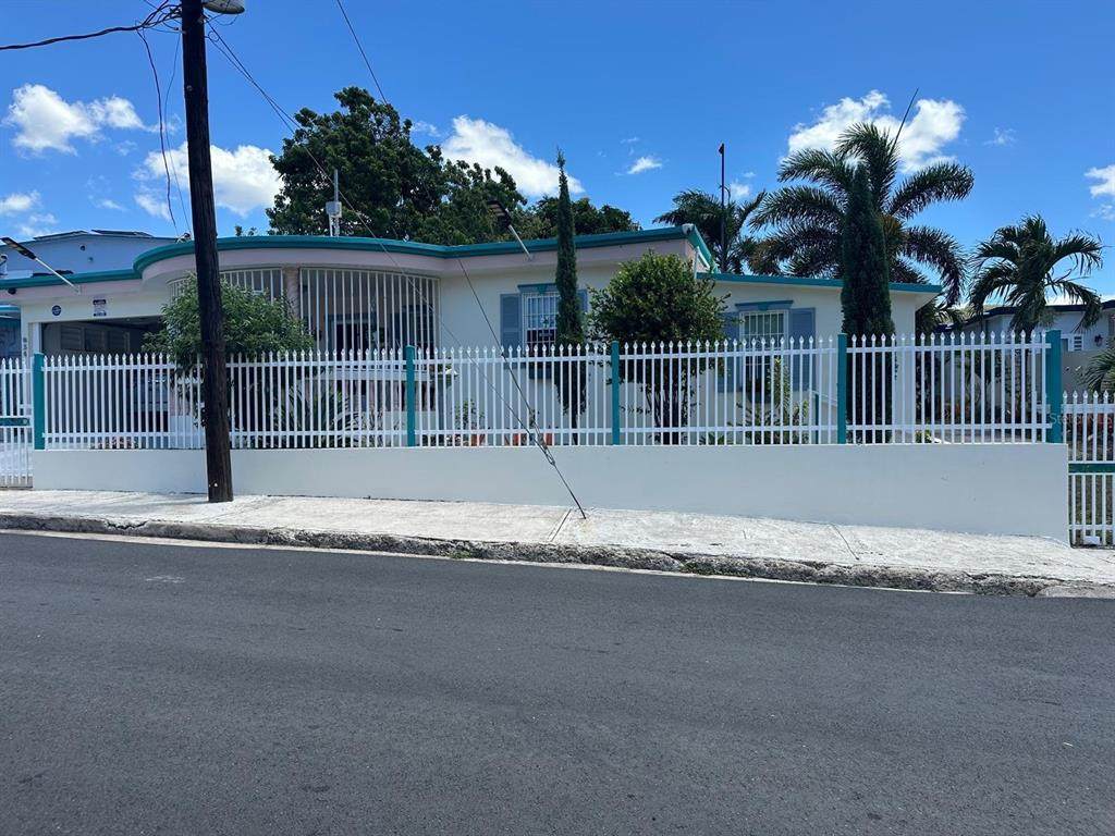 Bo Penuelas Calle 3 - Photo 1