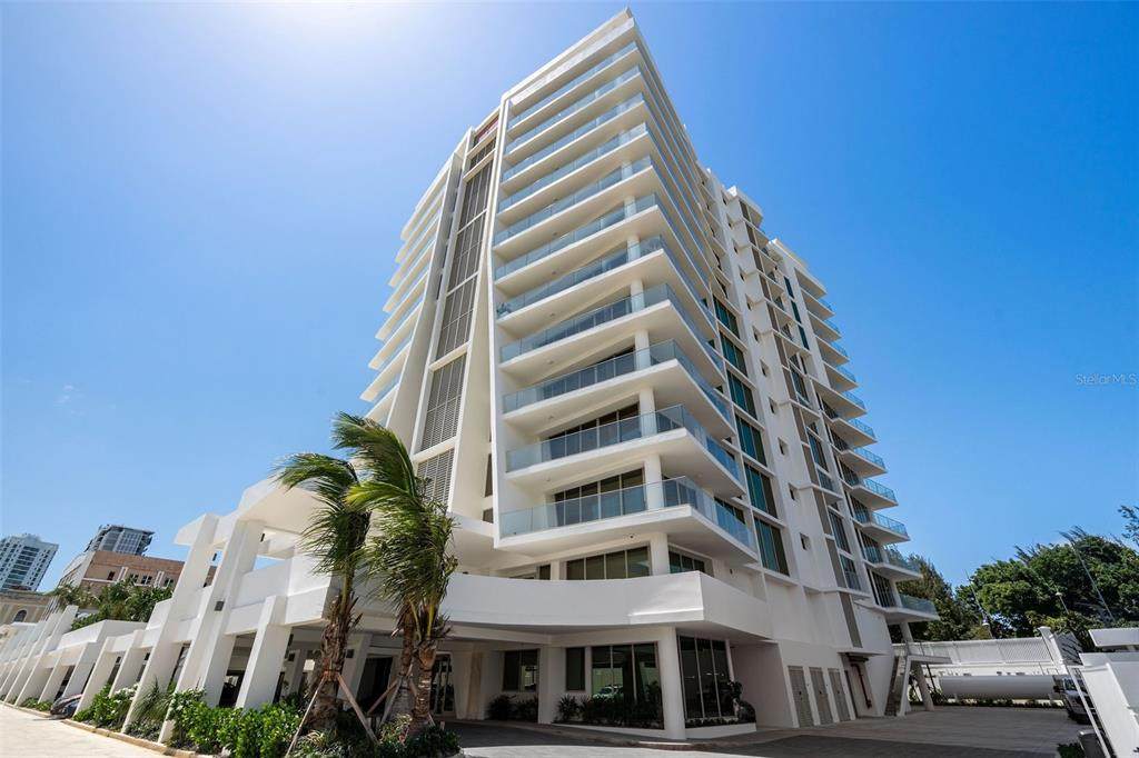 540 De La Constitucion Avenue - Photo 1