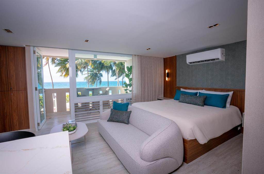 1479 Ashford - Photo 1