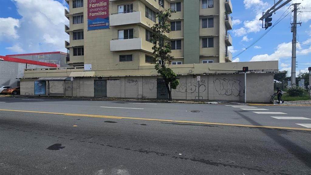 1919 Ponce De Leon Avenue - Photo 1