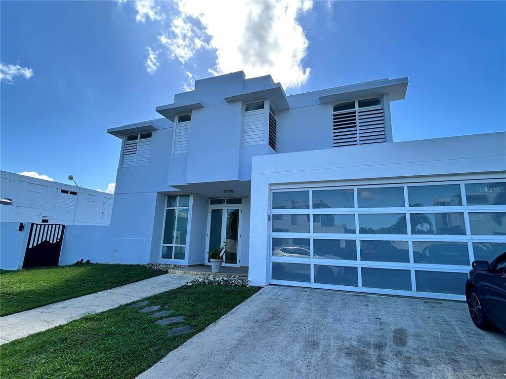 345 Calle Tulipan - Photo 1