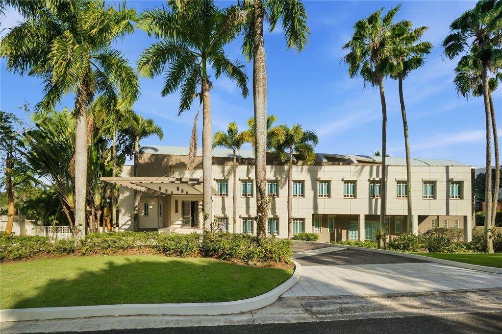 9 Casta&ntilde;a Street - Photo 1