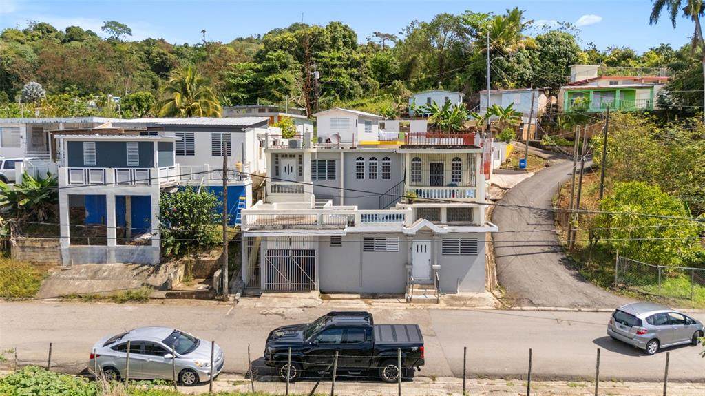 303 Calle El Salto El Salto - Photo 1