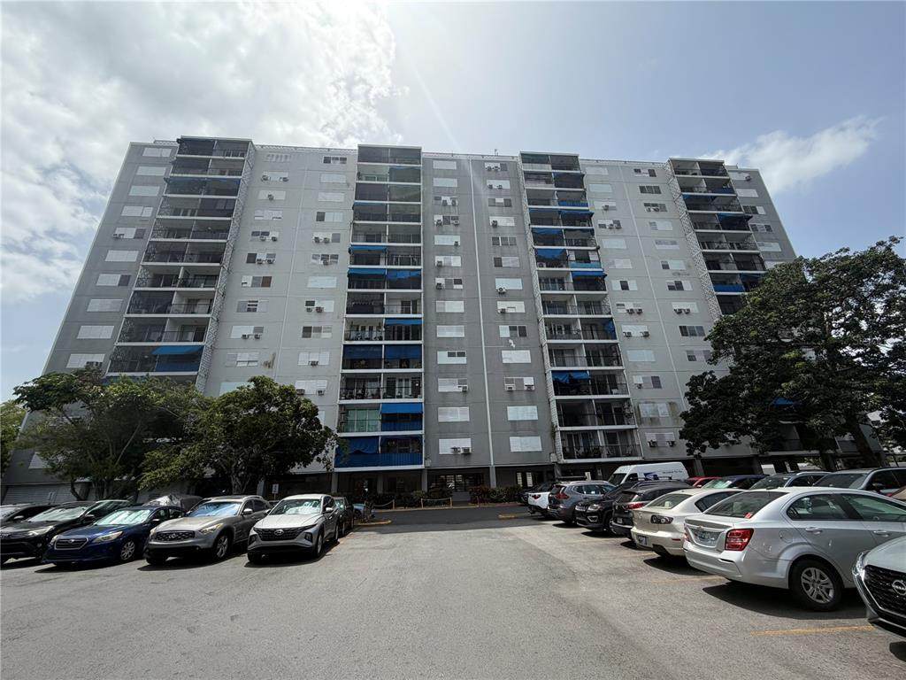Apt 207 Borinquen Towers - Photo 1