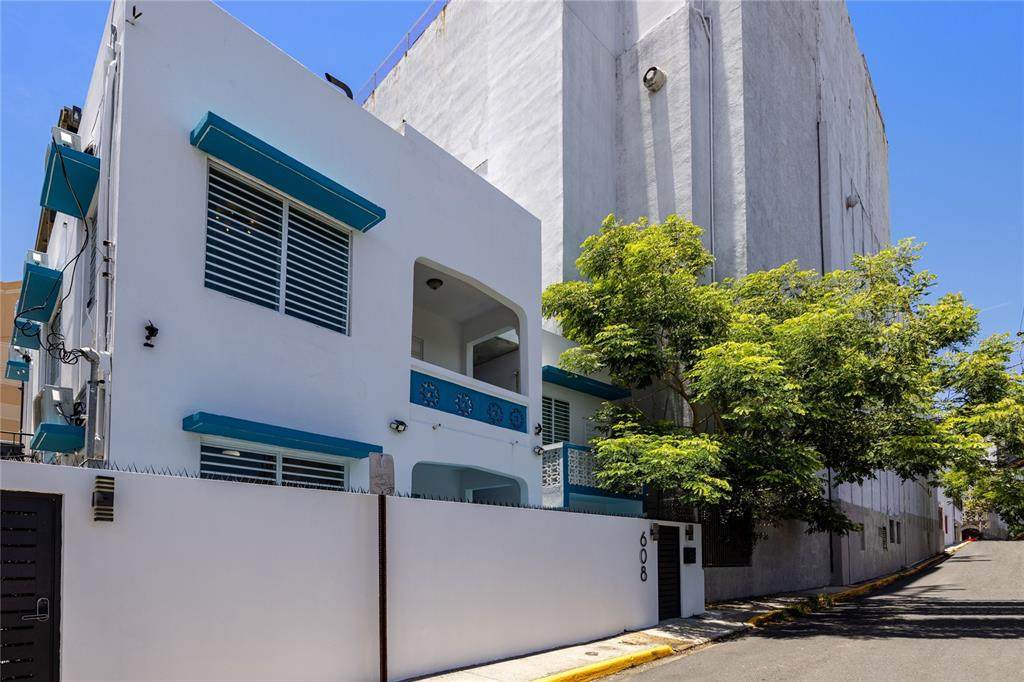 608 Ernesto Cerra Street - Photo 1