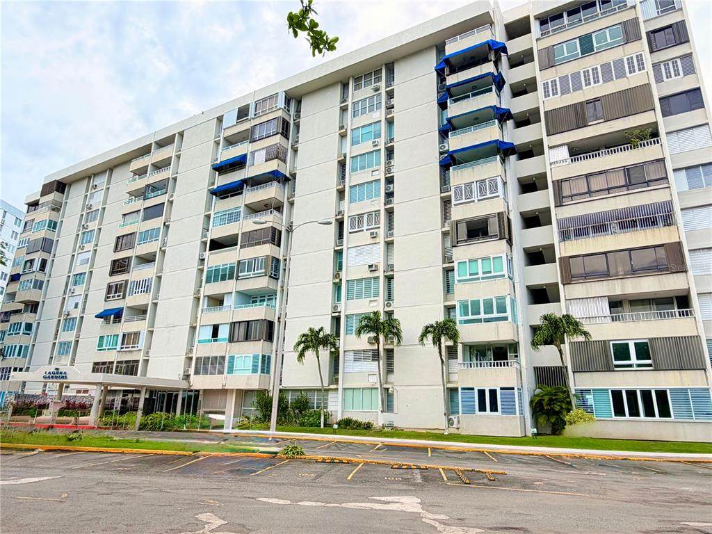 Cond. Laguna Gardens Ave Laguna - Photo 1