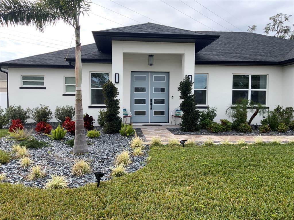 837 Oaks Shores Road - Photo 1