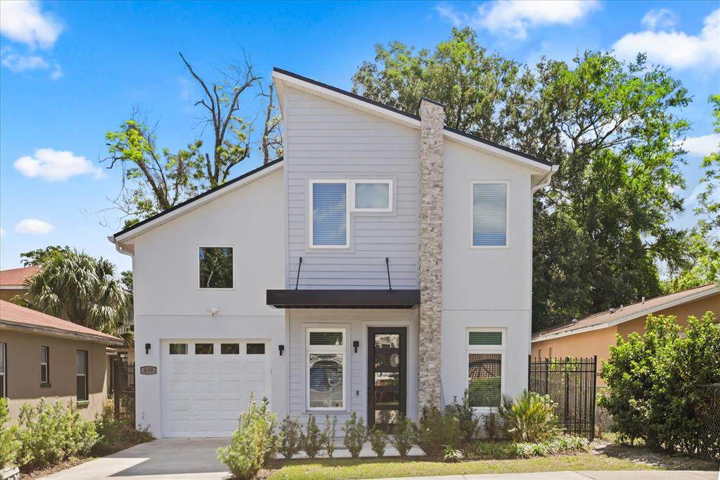 839 Short Avenue - Photo 1