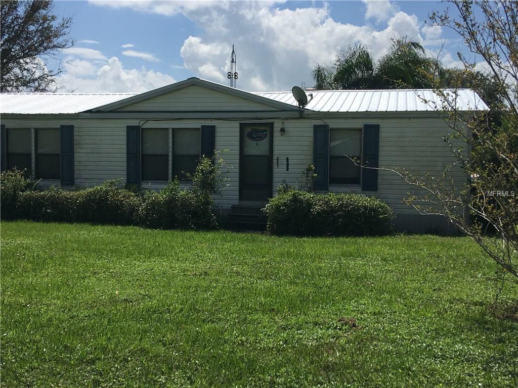 560 Lakeside Boulevard - Photo 1
