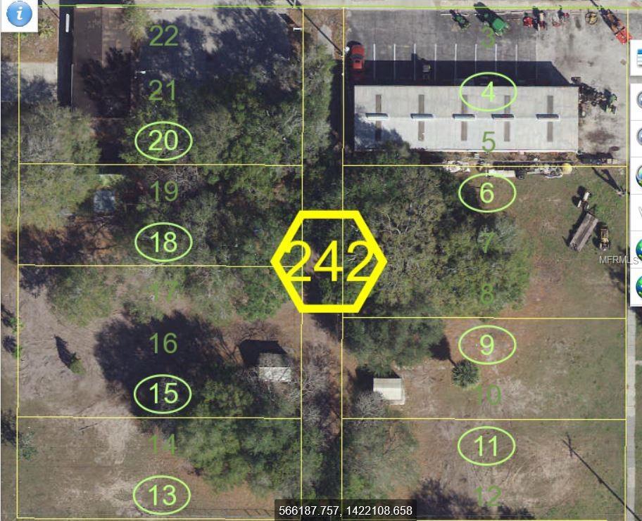 917 13TH Street - Photo 1