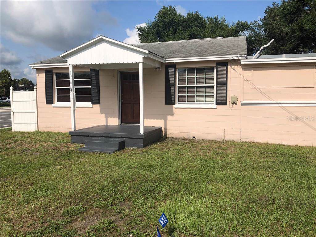 1010 Palmway Street - Photo 1