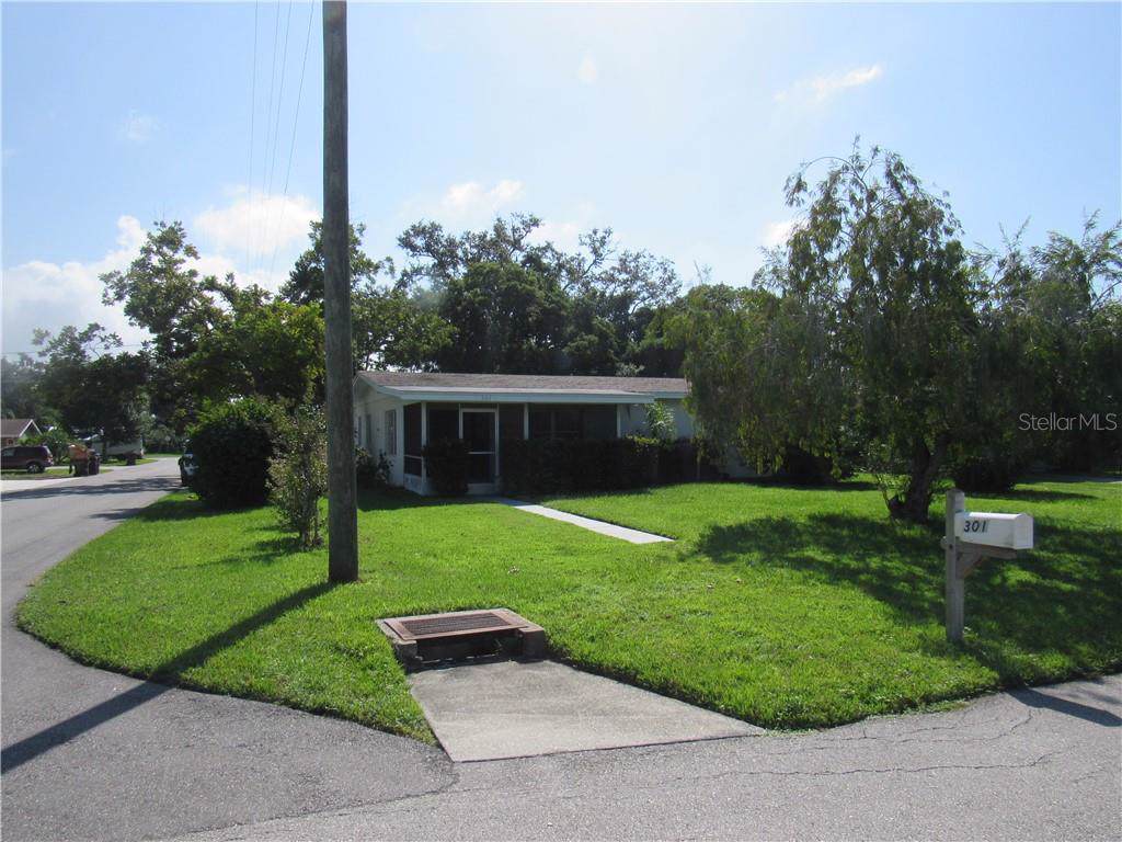 301 Kentucky Avenue - Photo 1