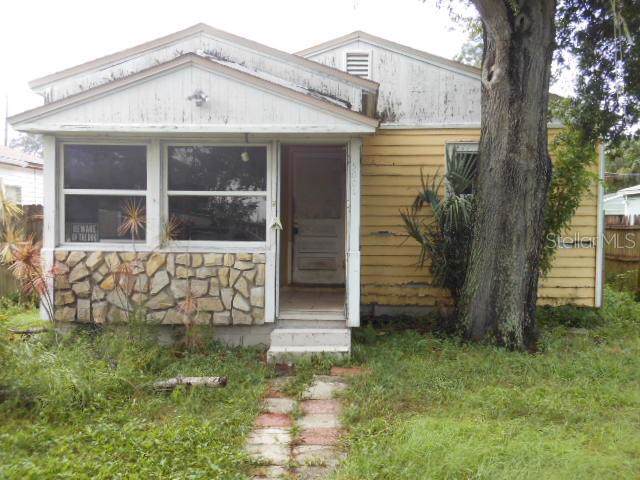 5006 8TH Avenue - Photo 1