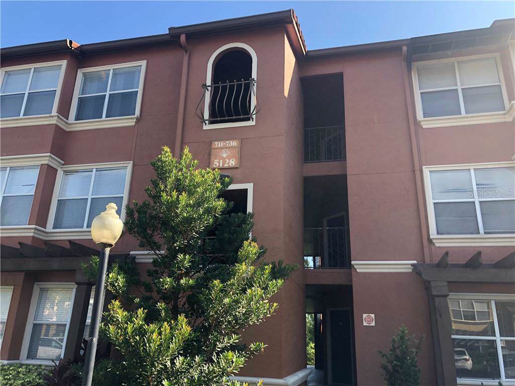 5128 Conroy Road - Photo 1