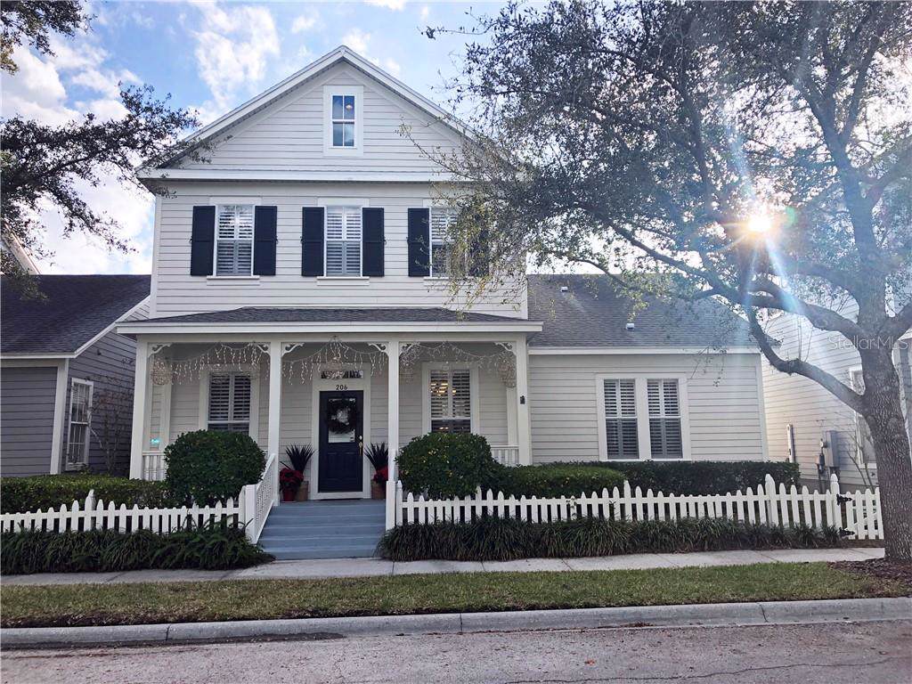 206 Ficus Street - Photo 1