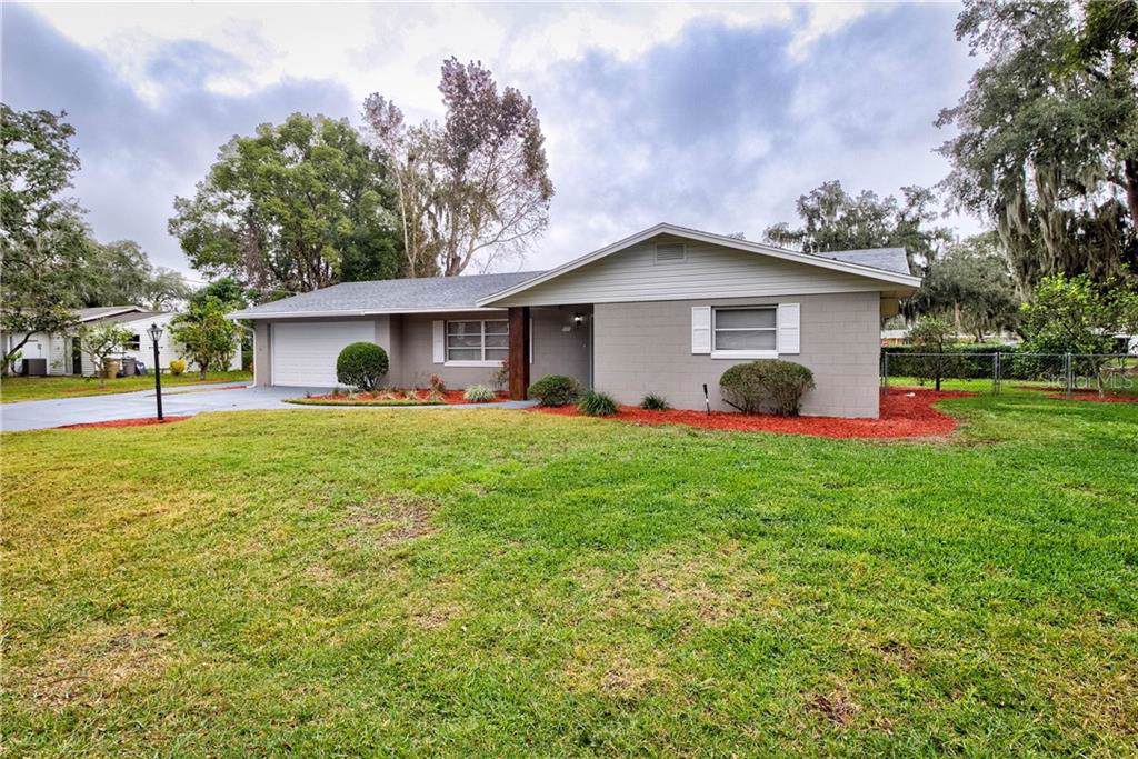 370 Oak Hill Road - Photo 1
