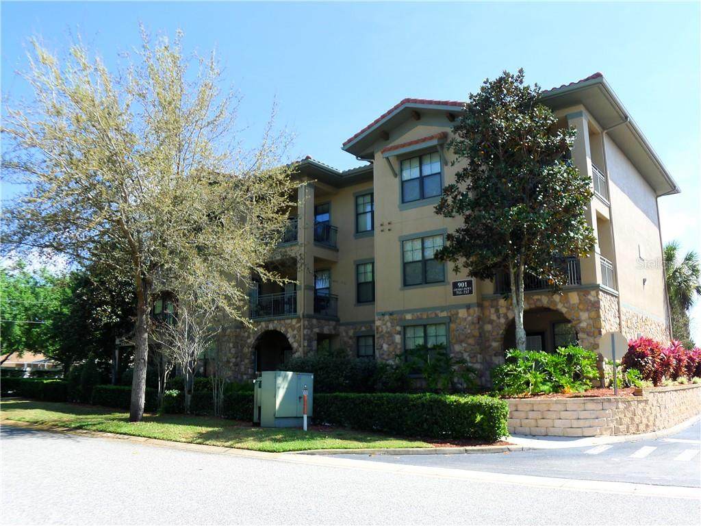 901 Charo Parkway - Photo 1