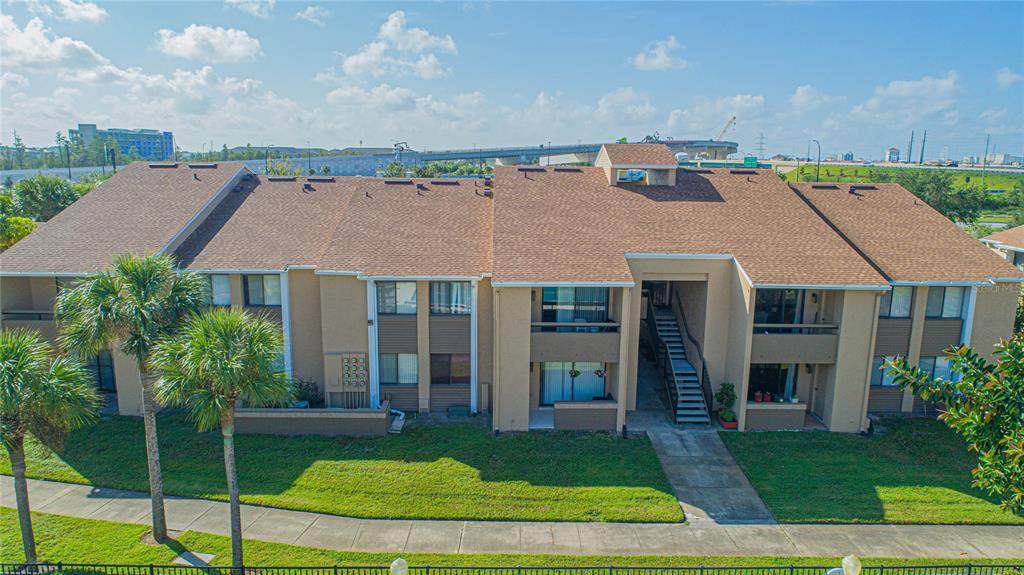 5337 Vineland Road - Photo 1