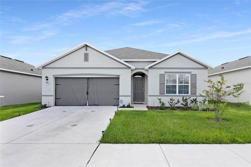 1092 Cambridge Drive - Photo 1