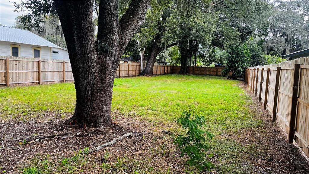 843 Avenue R - Photo 1