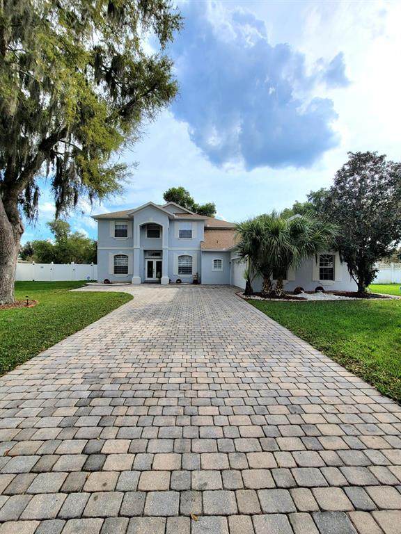 2550 Rambling Oaks Way - Photo 1