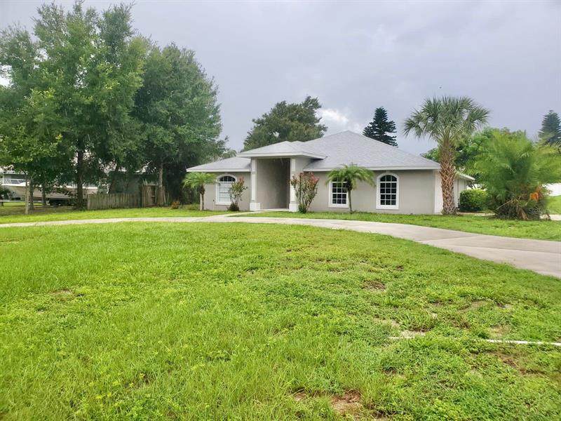 1025 Lake Hamilton Drive - Photo 1