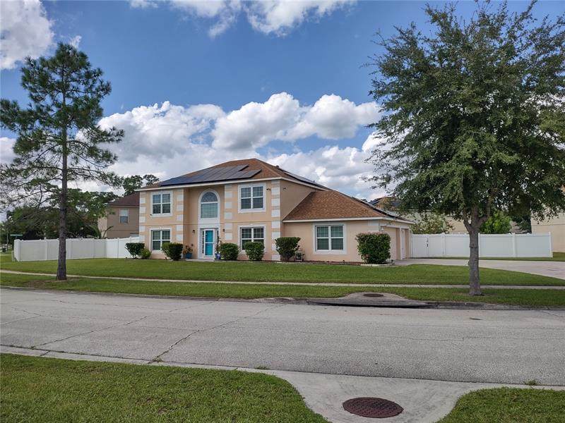 325 Woodland Creek Boulevard - Photo 1