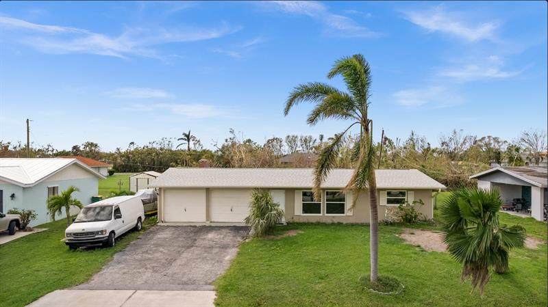 2811 Poinciana Court - Photo 1