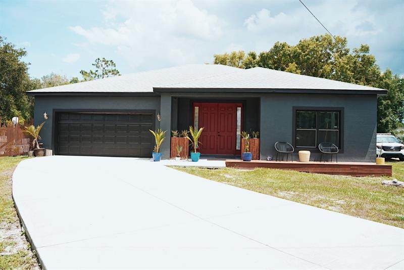 1611 Carolyn Court - Photo 1
