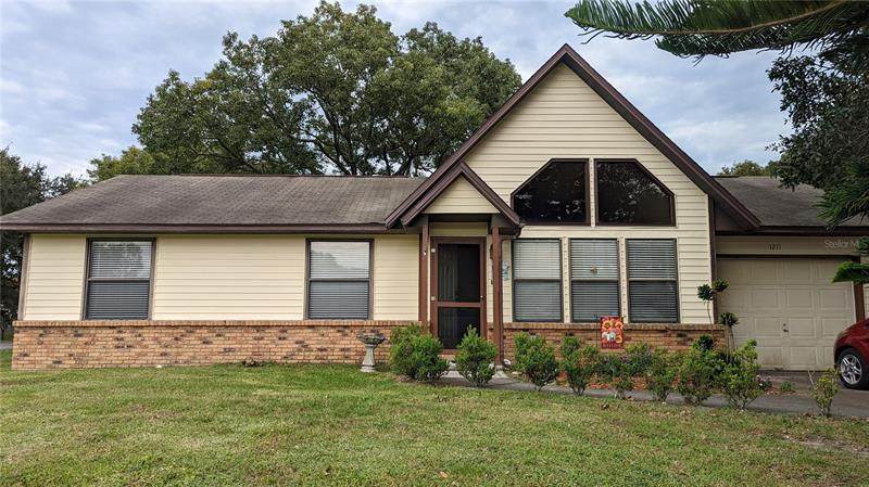 1211 Pine Ln - Photo 1
