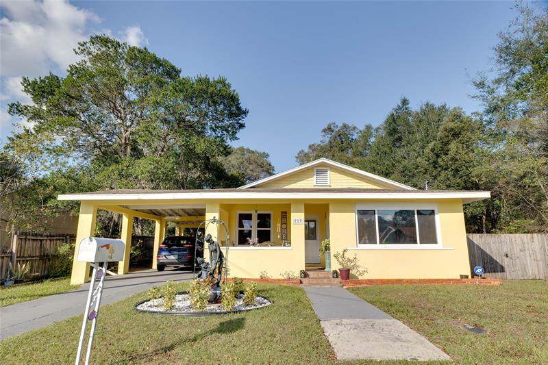 723 Minnesota Avenue - Photo 1