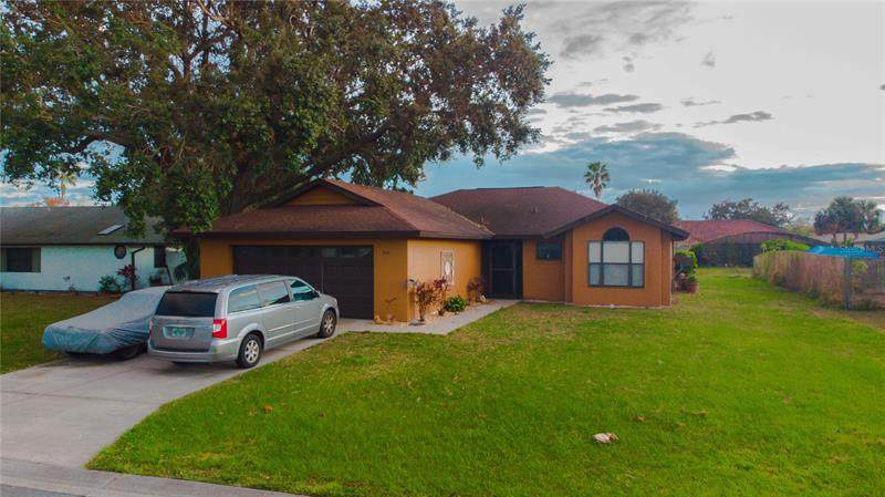 810 Alpine Court - Photo 1