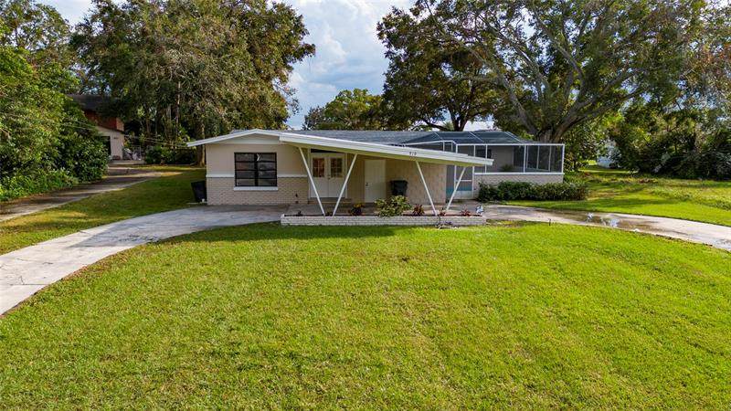 919 Avenue S - Photo 1