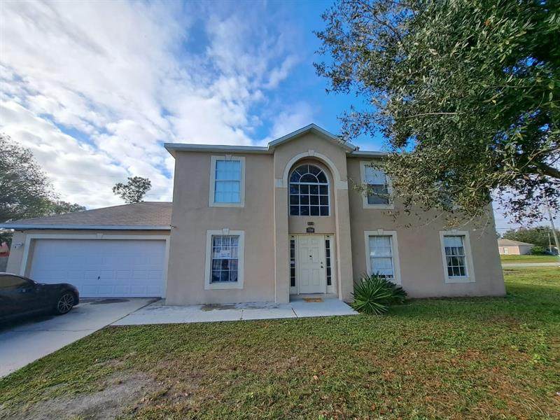 704 Swan Way - Photo 1