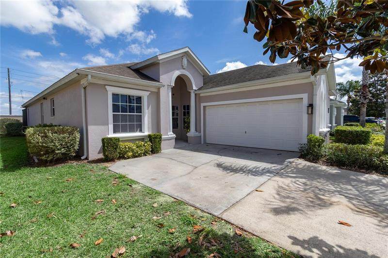 237 Minniehaha Circle - Photo 1