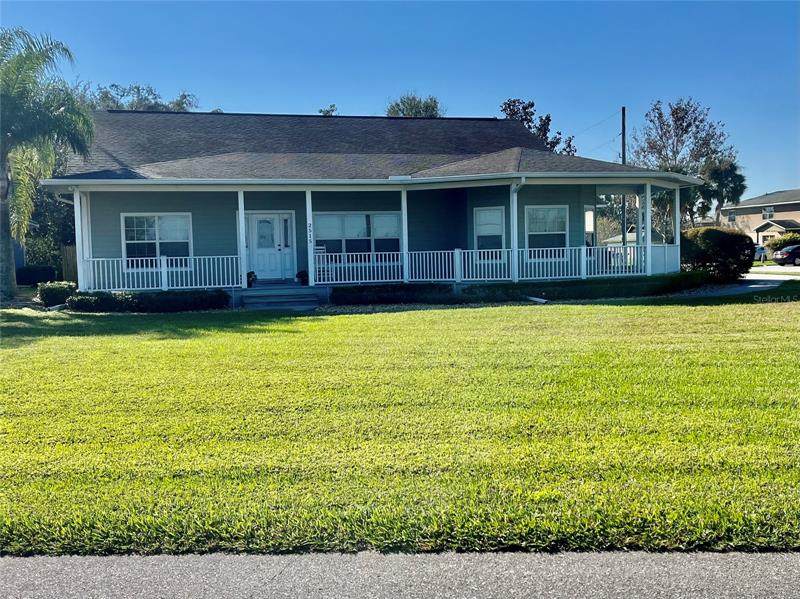 2515 Lakeshore Boulevard - Photo 1