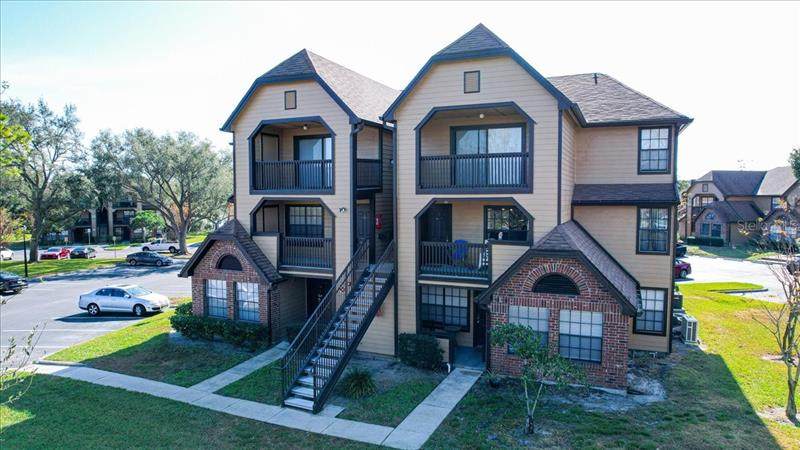 370 Lake Tahoe Court - Photo 1