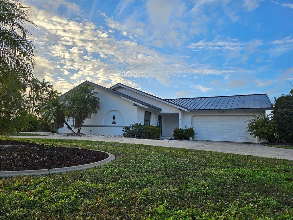 975 Coronado Drive - Photo 1