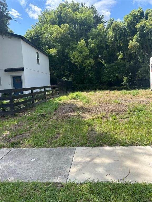 908 20TH Street - Photo 1
