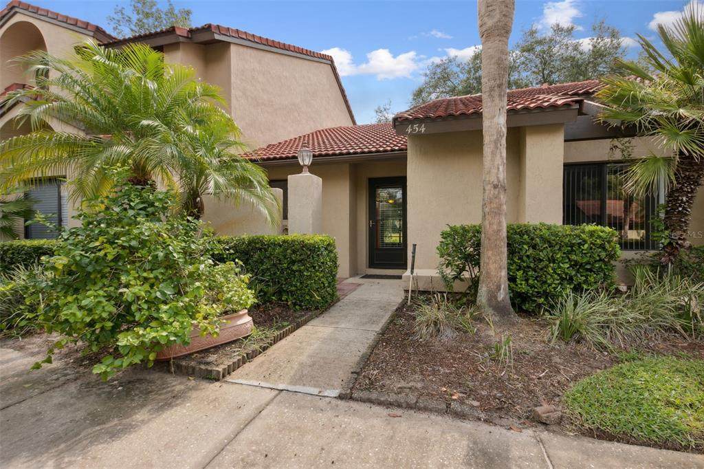 454 Club Drive - Photo 1